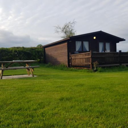 Country Bumpkin - Romantic Couples Stay In Oakhill Cabin Kültér fotó