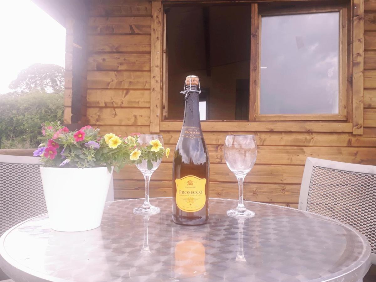 Country Bumpkin - Romantic Couples Stay In Oakhill Cabin Kültér fotó