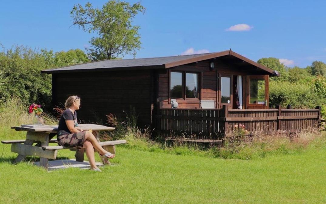 Country Bumpkin - Romantic Couples Stay In Oakhill Cabin Kültér fotó